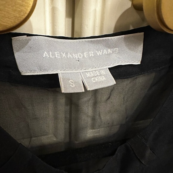Alexander Wang Women’s Black Silk Sleeveless Blouse Gold Button Front - Picture 2 of 8